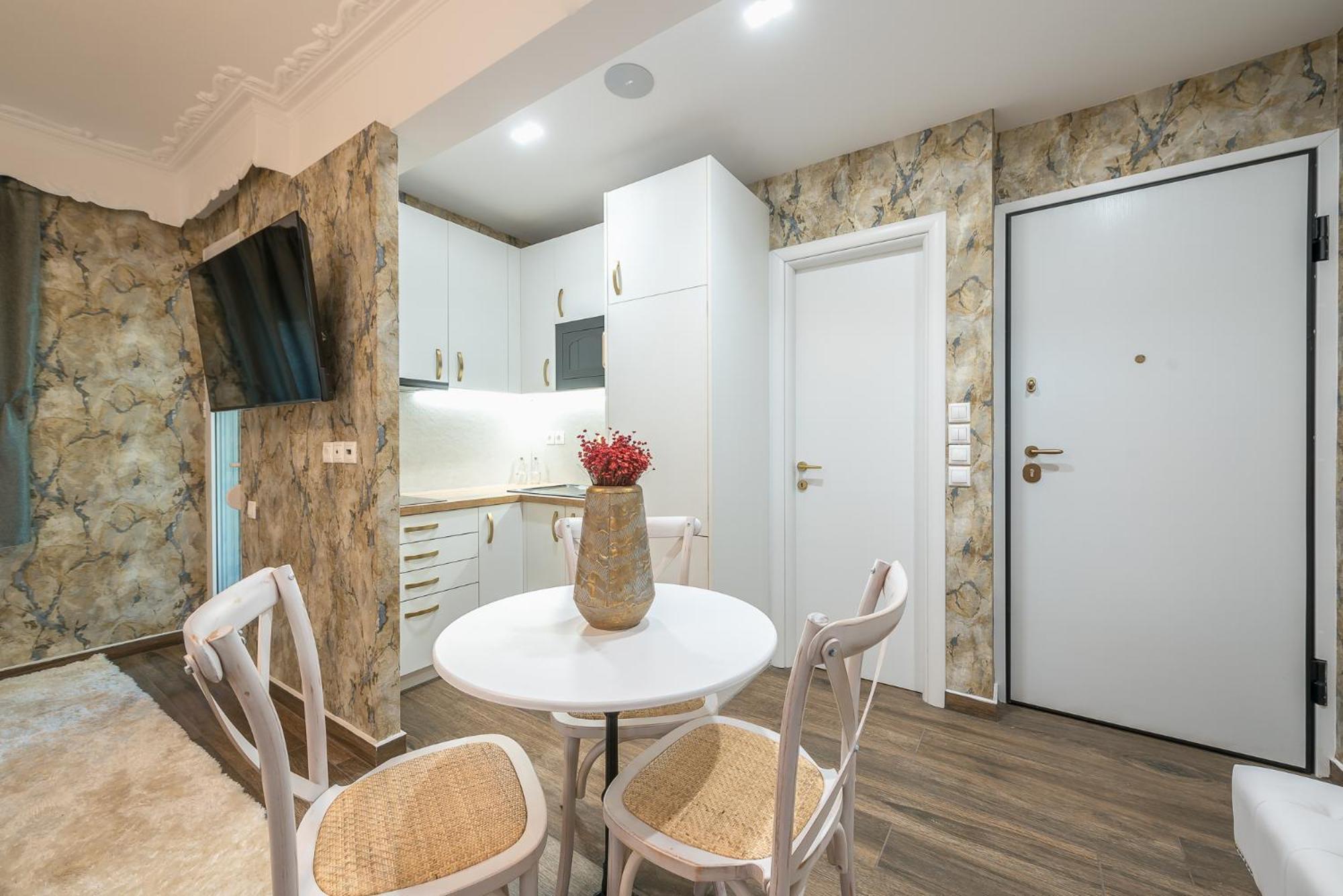 Apartment Modern Comfort In Neos Kosmos Metro